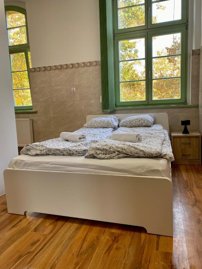 Pokoje Nad Lyna Apartment